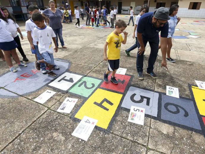 F&eacute;rias escolares de 2027 ter&atilde;o novas datas por causa da Copa Feminina