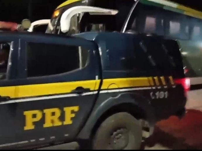 Homem &eacute; detido por importuna&ccedil;&atilde;o sexual em &ocirc;nibus na BR-101, em Igarassu