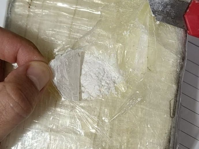 Pol&iacute;cia Federal prende mulher com 730 gramas de coca&iacute;na em a&ccedil;&atilde;o no Recife