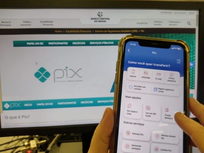 Banco Central regulamenta uso do Pix Autom&aacute;tico em conta-sal&aacute;rio