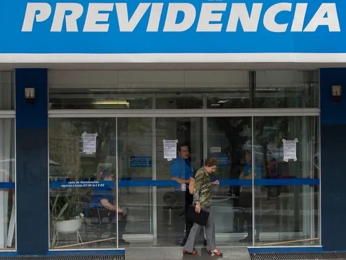 Governo libera R$ 547 milh&otilde;es para devolver descontos indevidos do INSS