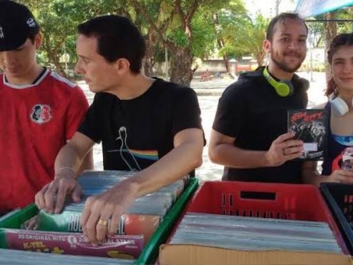 Feira Vinil no S&iacute;tio traz cl&aacute;ssicos da m&uacute;sica para Zona Norte do Recife