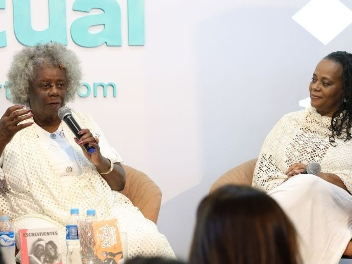 Concei&ccedil;&atilde;o Evaristo e Eliana Alves Cruz lan&ccedil;am livro na Flip