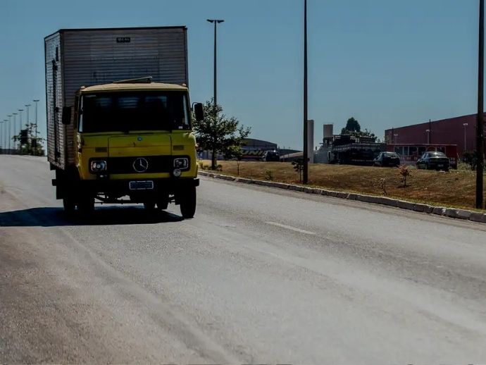 Nova Lei do Frete consolida controle do piso m&iacute;nimo para caminhoneiros