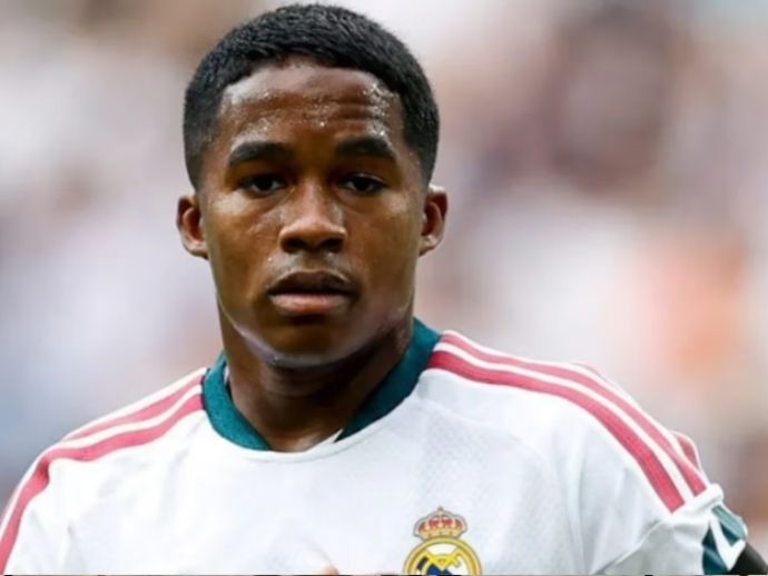 Tr&ecirc;s clubes espanh&oacute;is sondam Endrick e atacante avalia sa&iacute;da do Real Madrid