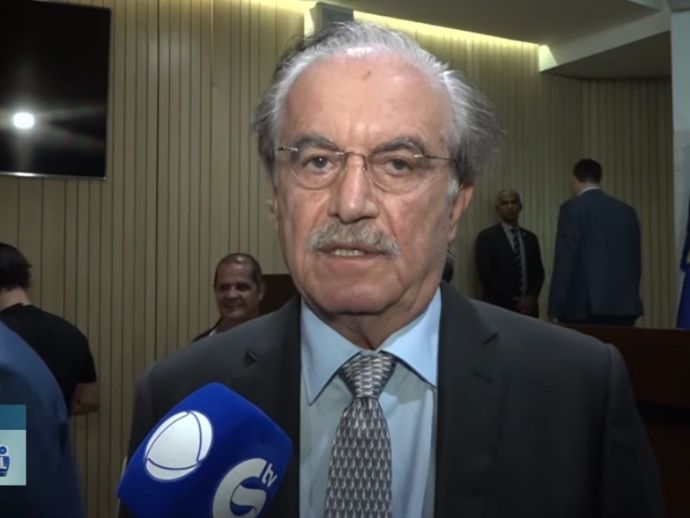 Empres&aacute;rio Chaim Zaher recebe t&iacute;tulo de Cidad&atilde;o Pernambucano