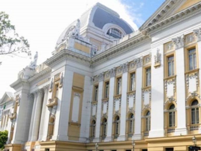 TCE-PE entrega &agrave; Justi&ccedil;a Eleitoral lista de gestores com contas irregulares