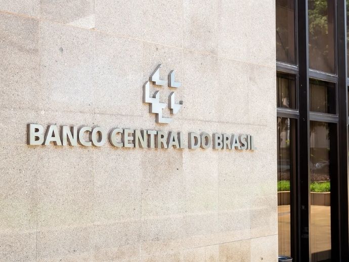 Mercado mant&eacute;m est&aacute;veis expectativas para PIB, juros, infla&ccedil;&atilde;o e d&oacute;lar