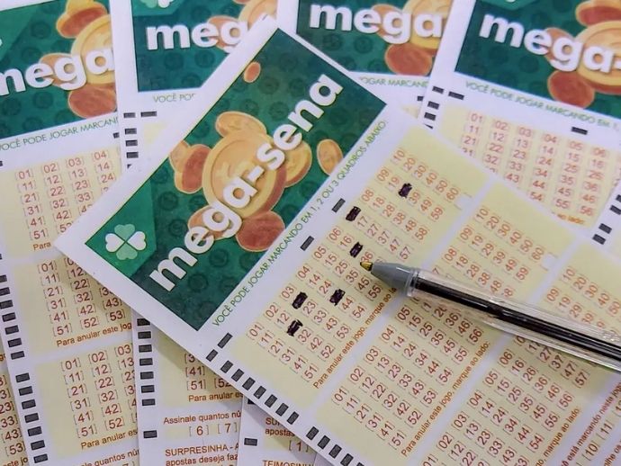 Mega-Sena: Pr&ecirc;mio acumula novamente e vai a R$ 50 milh&otilde;es nesta quinta-feira