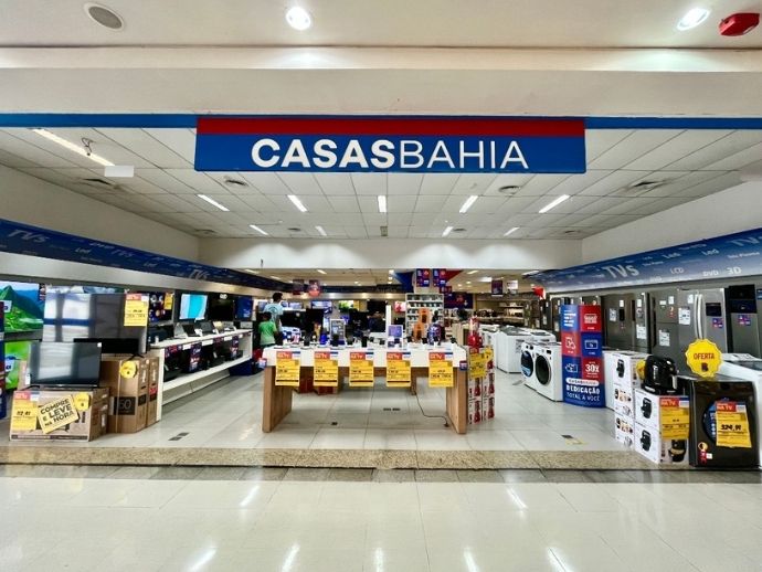 Casas Bahia alega que negocia e busca alternativas para crise financeira