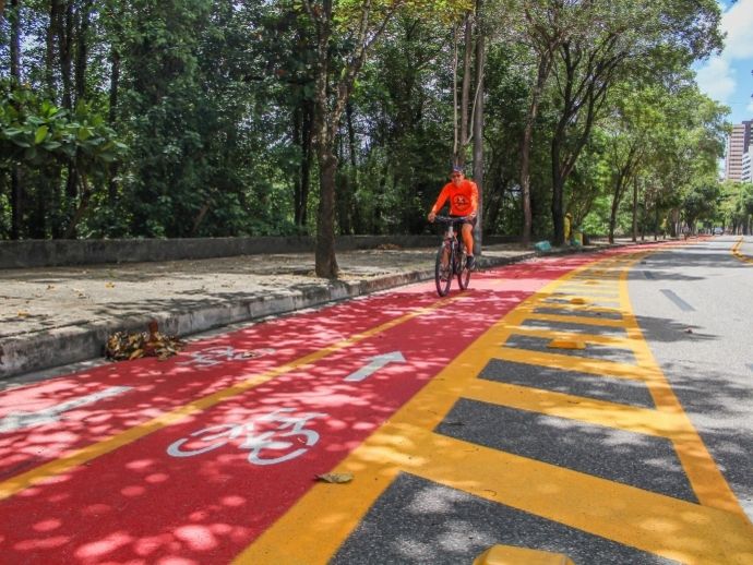 Recife amplia infraestrutura e a&ccedil;&otilde;es para ciclistas em toda a cidade