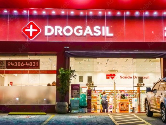 MPT-PE aju&iacute;za a&ccedil;&atilde;o contra Drogasil por impedir funcion&aacute;rios de se sentarem