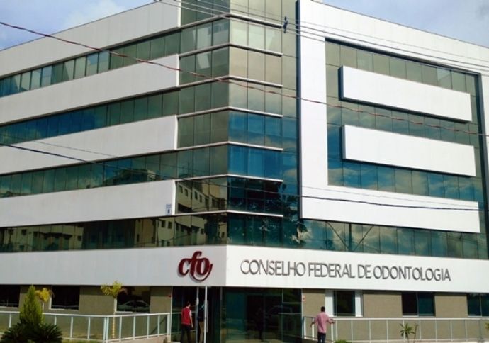 Justiça derruba norma que permite a dentistas fazer harmonização facial