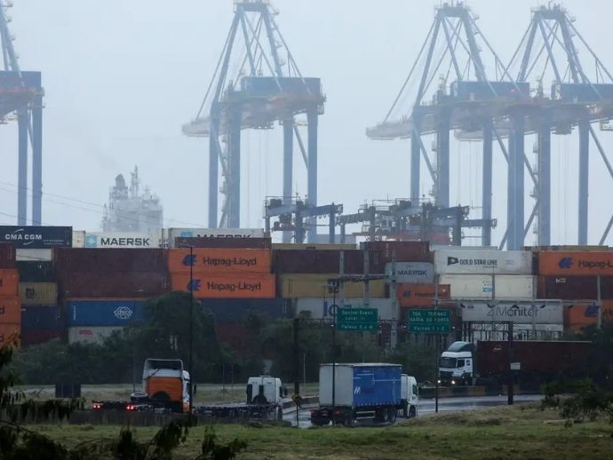 Governo define distribui&ccedil;&atilde;o de R$ 13,5 bilh&otilde;es do Plano Brasil Soberano
