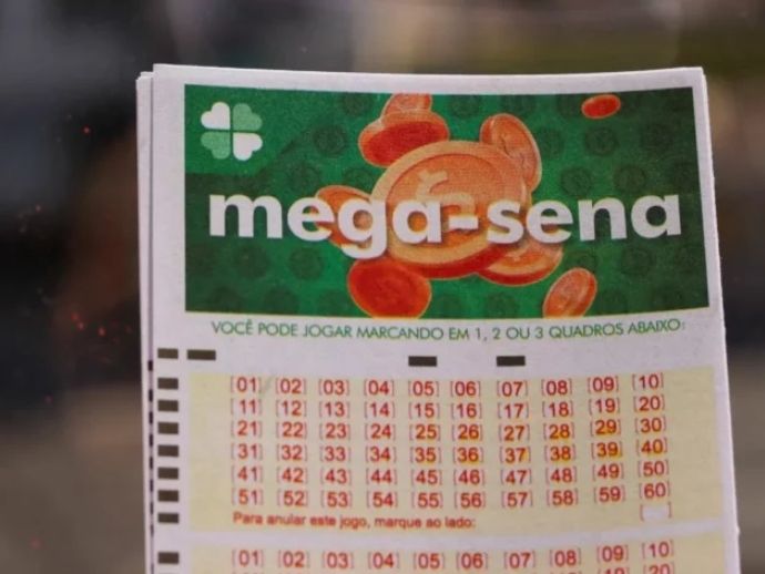 MEGA-SENA: pr&ecirc;mio de R$ 3,5 milh&otilde;es ser&aacute; sorteado nesta ter&ccedil;a-feira