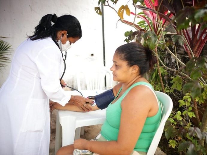 Programa leva atendimento m&eacute;dico e odontol&oacute;gico a Jardim Brasil 2, em Olinda