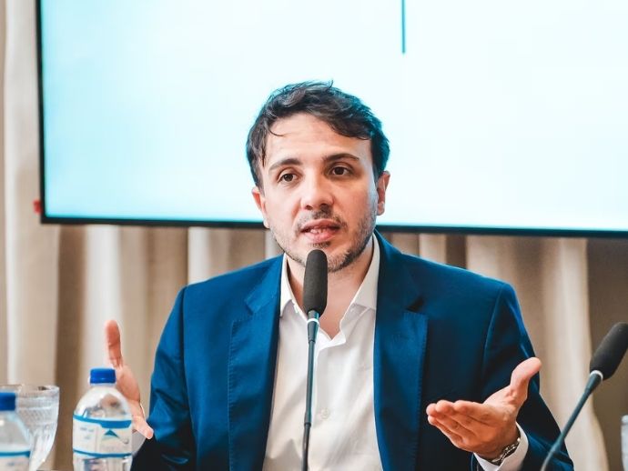 Toffoli suspende campanha digital de Renan Santos &agrave; Presid&ecirc;ncia