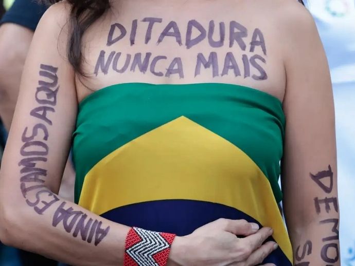 Uni&atilde;o &eacute; condenada a pagar R$ 200 mil por persegui&ccedil;&atilde;o durante a ditadura