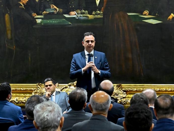 Senado aprova Rodrigo Pacheco para sonhada vaga de Bruno Dantas no TCU