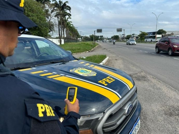 PRF intensifica combate &agrave; embriaguez em rodovias pernambucanas