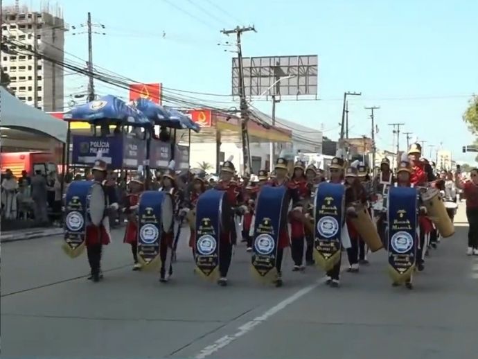 Desfile do Sete de Setembro toma conta da Mascarenhas de Moraes