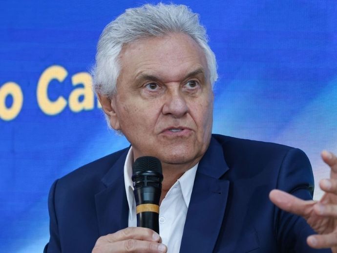 Ronaldo Caiado recebe diagn&oacute;stico de pneumonia e segue internado em SP
