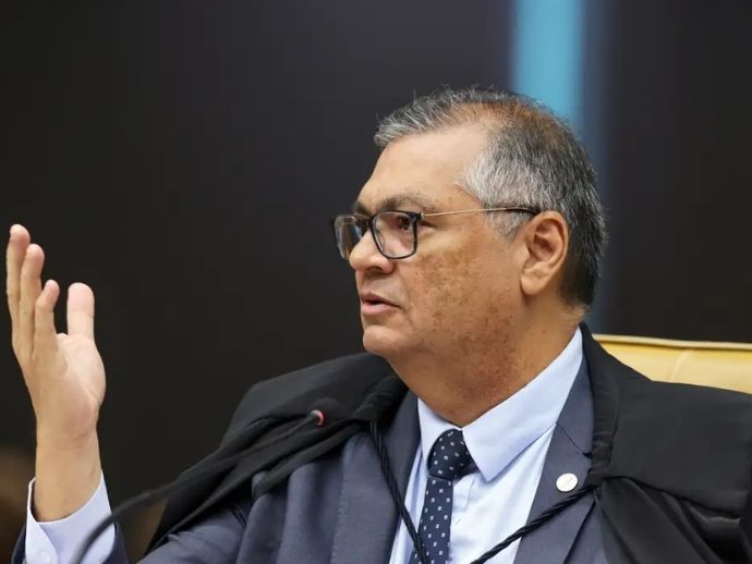 Fl&aacute;vio Dino determina fim do sigilo de investiga&ccedil;&otilde;es sobre filme Dark Horse