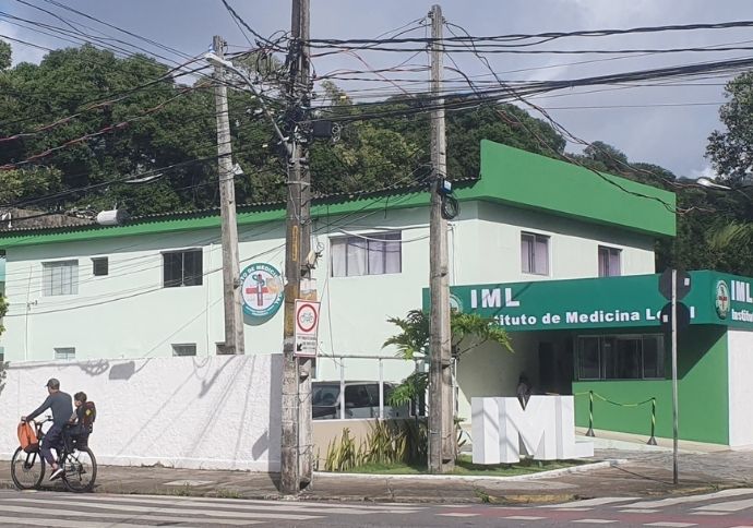 O pior olhar da infância: eles viram as mães serem assassinadas