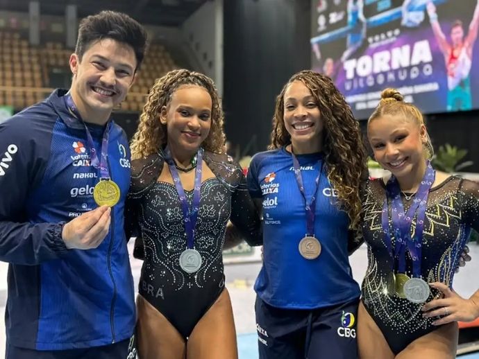 Copa do Mundo de Gin&aacute;stica chega ao fim com cinco p&oacute;dios brasileiros