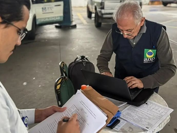 ANP aplica mais de R$ 200 milh&otilde;es em multas por aumento abusivo