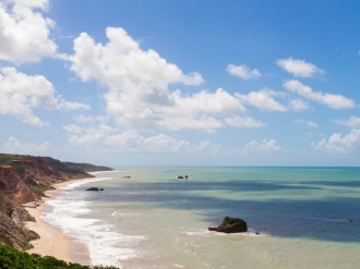 Tragédia no litoral: homem de 54 anos morre afogado na Praia de Jacumã