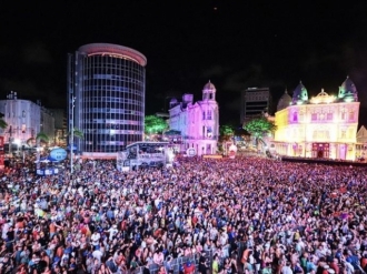 AGE oferece linha de cr&eacute;dito especial para quem vai trabalhar no Carnaval em Pernambuco
