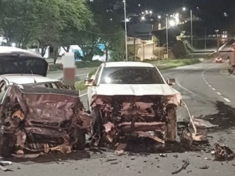 Colis&atilde;o frontal na BR-232 deixa casal morto e uma mulher ferida em Bezerros