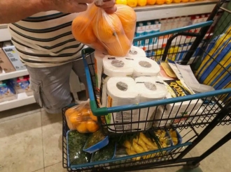 Cesta b&aacute;sica fica mais cara em todas as capitais brasileiras em mar&ccedil;o