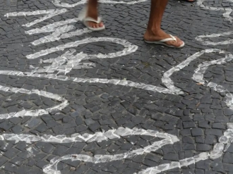 Brasil tem menor n&uacute;mero de homic&iacute;dios e latroc&iacute;nios em dez anos