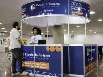 Escola do Turismo abre inscri&ccedil;&otilde;es para cursos gratuitos de ingl&ecirc;s e espanhol em Macei&oacute;