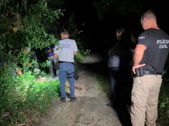 Corpo &eacute; encontrado em &aacute;rea de mata no Benedito Bentes