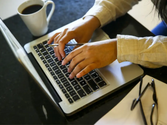 ONU Mulheres oferece forma&ccedil;&atilde;o digital gratuita; saiba como participar