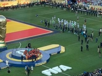 Espanha vence a Copa, mas o futebol perde para o desrespeito e a intolerância