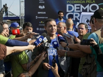 Presidente do TSE defende transpar&ecirc;ncia da urna eletr&ocirc;nica em evento em Bras&iacute;lia