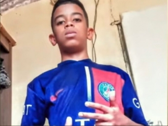 Menino de 11 anos desaparece ap&oacute;s sair de casa para jogar lixo em Paulista