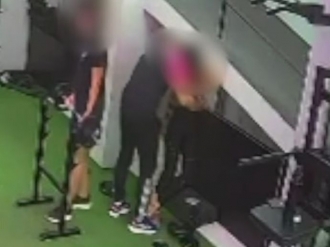 Aluna de academia de musculação acusa professor de assédio, durante treino