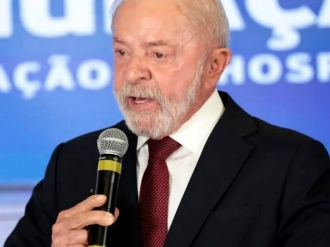 Lula liga para Trump e defende retomada das negociações comerciais
