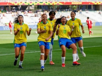 Brasil vence Canad&aacute; e avan&ccedil;a &agrave;s oitavas do Mundial Sub-20 feminino