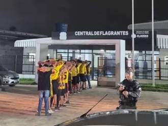Confronto com a PM ap&oacute;s CRB x Sport no Rei Pel&eacute; termina com dezenas de torcedores detidos