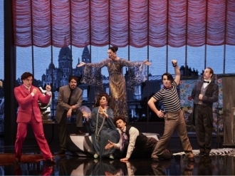 Claudia Raia leva musical &lsquo;Tarsila, a Brasileira&rsquo; ao Teatro Guararapes