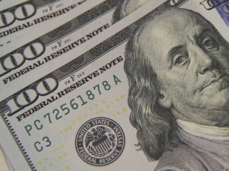 D&oacute;lar sobe 1,28% e Bolsa recua quase 1% nesta quarta-feira