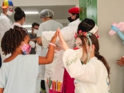 Projeto Sorriso de Plant&atilde;o Alegra o Dia das Crian&ccedil;as Hospitalizadas com Presentes e Alegria
