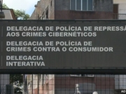 Grupo de alunas são alvos de falsos nudes criados por colegas em escola particular do Recife 