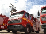Inc&ecirc;ndio em oficina deixa jovem ferida no Tabuleiro do Martins